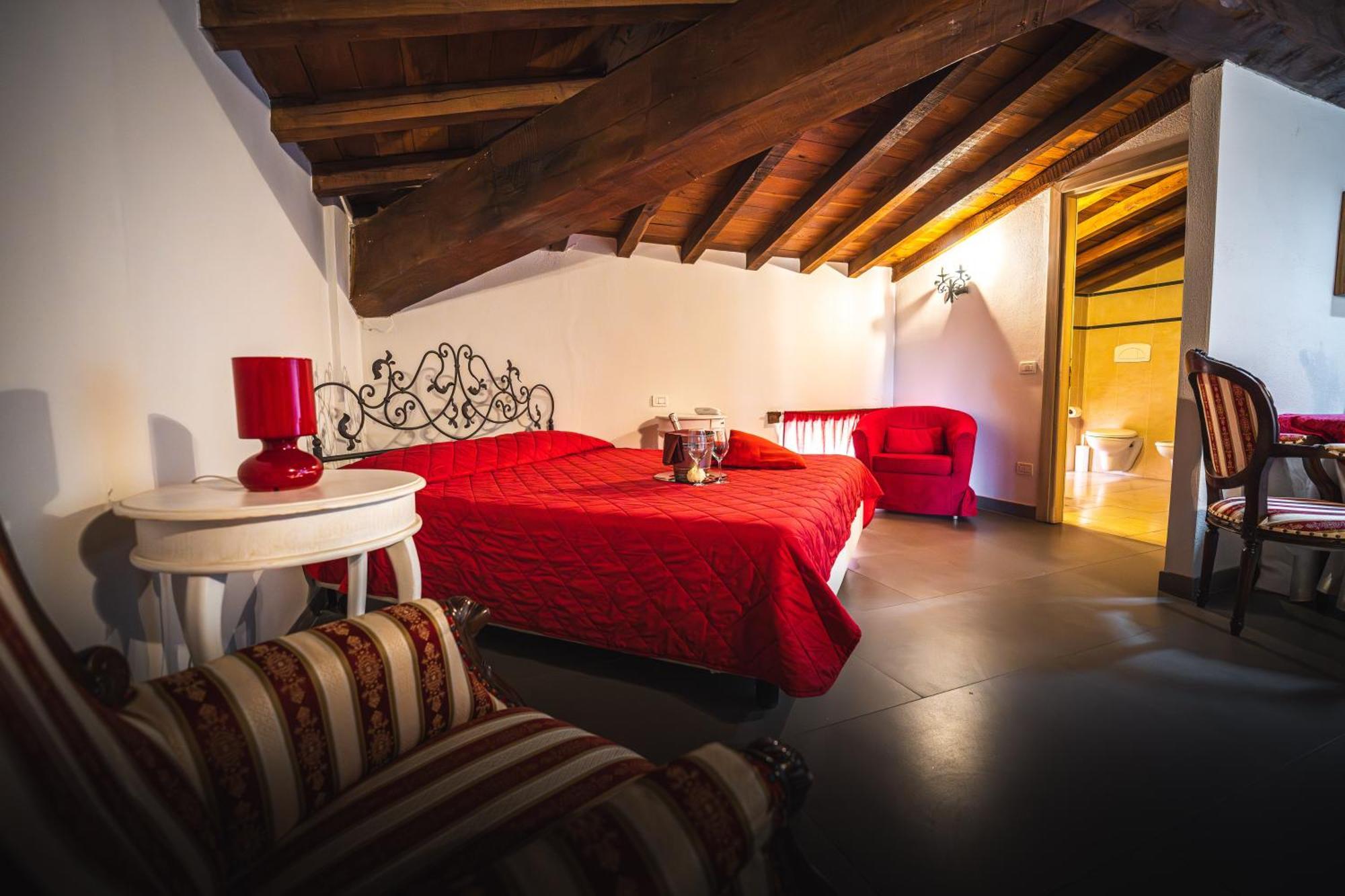 Hotel La Tavola Rotonda Cortemaggiore Værelse billede