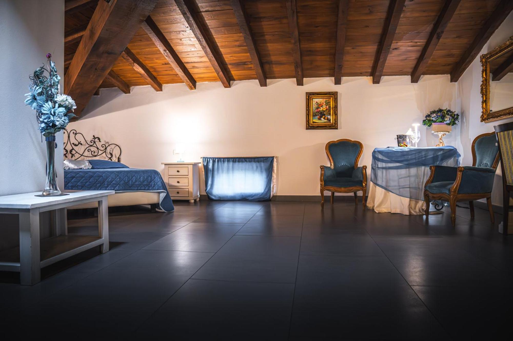 Hotel La Tavola Rotonda Cortemaggiore Værelse billede