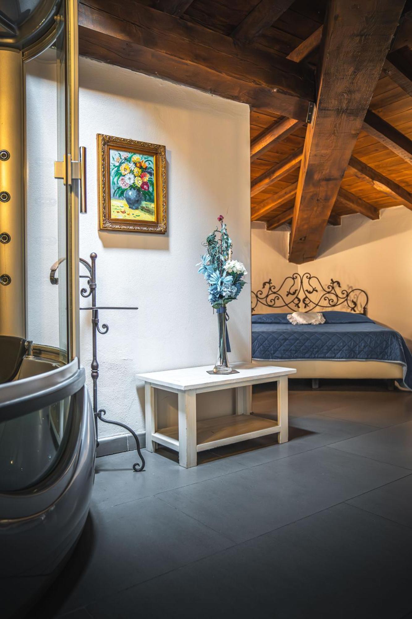 Hotel La Tavola Rotonda Cortemaggiore Eksteriør billede